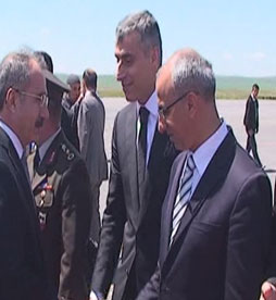 Bakan Dinçer Kars'ta