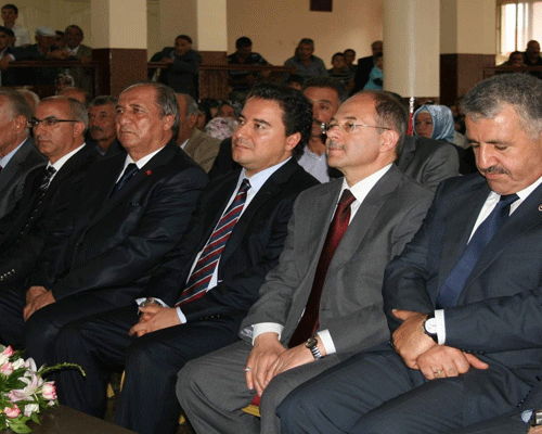 Babacan ve Bakan Akdağ Kars'ta