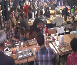 Kızılay sığınmacılara kucak açtı