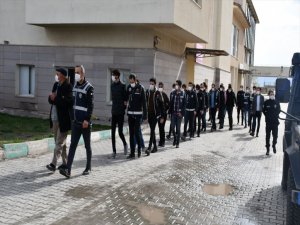 Ağrı'daki cinayete ilişkin gözaltına alınan 16 kişi adliyeye sevk edildi