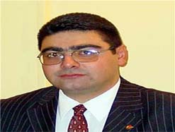 Gazeteci Daşdelen’den sağlık çalışanlarının Tıp Bayramı kutlaması