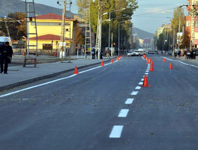 Trafik Şeritleri Çiziliyor