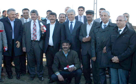 Kars'ta 2500 Koyun Dağıtıldı