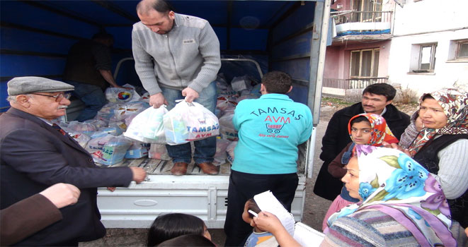 Kars Ticaret Borsasından Afganlara yardım