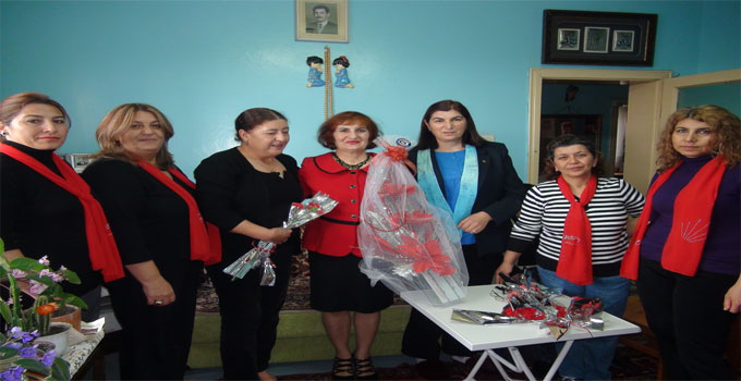 Kars CHP'den Öğretmenler Günü ziyareti