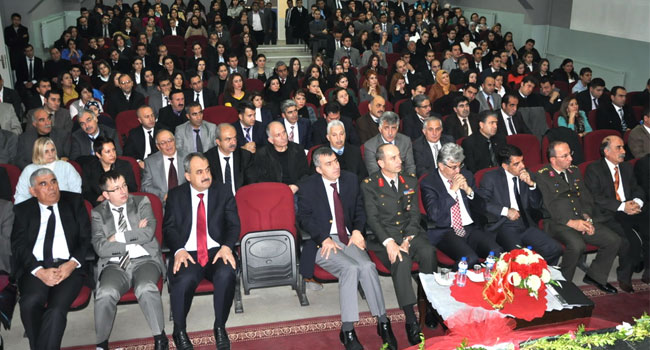 Kars'ta Öğretmenler Yemin Etti