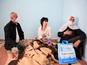Tuşba Belediye Başkanı Akman'dan annelere ziyaret