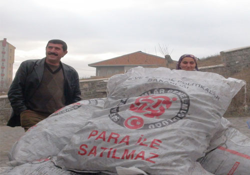 Kars'ta Kömür yardımları hızlandırıldı