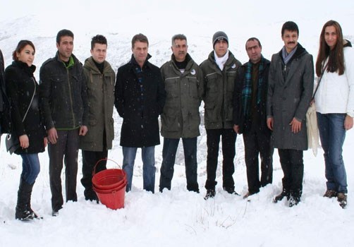 Kars'ta Doğaya Yem Bırakıldı