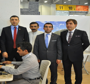 Kars standı yoğun ilgi görüyor