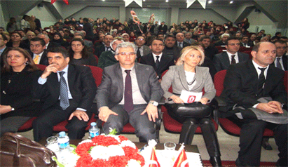 Kars'ta Koruyucu Aile Toplantısı