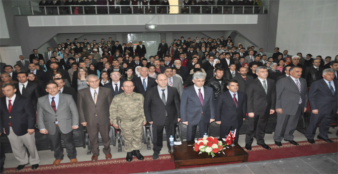 Mehmet Akif Ersoy, Kars’ta Anıldı
