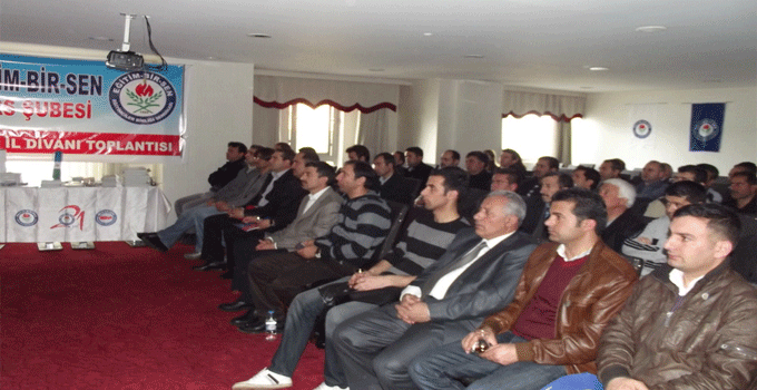 Eğitim Bir Sen Kars İl Divan toplantısını yaptı