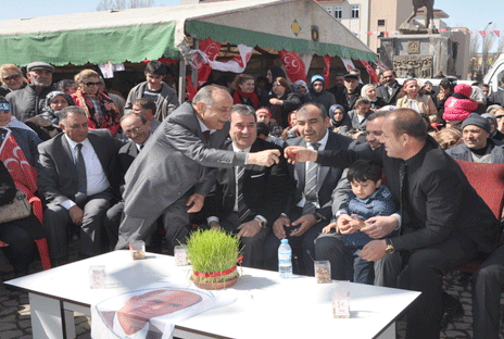 MHP, Karslılara Nevruz coşkusu yaşattı