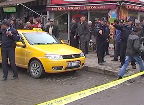 Kars'ta Bıçaklı Kavga