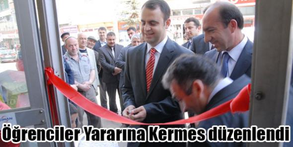 Öğrenciler Yararına Kermes düzenlendi