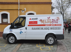 Müzebüs Karslı Öğrencilerle Buluştu