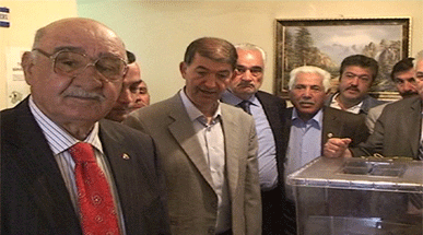 İsmet Çelik'le Devam