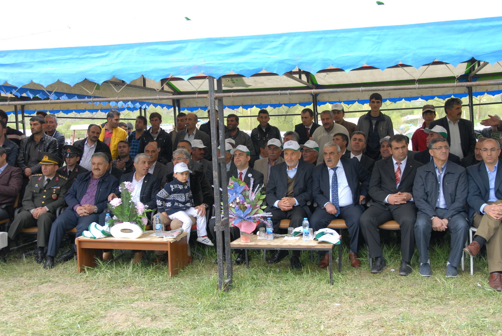 Geleneksel Karaurgan Karakucak Güreşleri