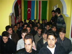 Ülkü Ocakları Kars İl Teşkilatı Alparslan Türkeş’i unutmadı