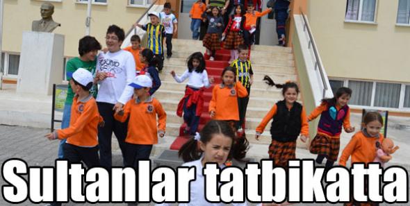 Sultan Alparslan Koleji’nde deprem ve yangın tatbikatı yapıldı