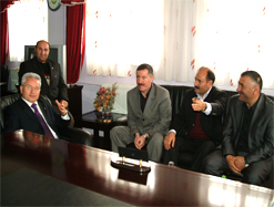 VALİ TEKMEN, ESNAF VE SANATKARLAR BİRLİĞİNİ ZİYARET ETTİ