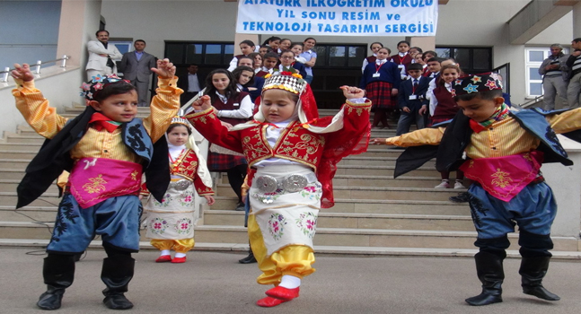 Kars'ta Görsel Sanatlar Sergisi