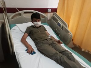 Yılanın ısırdığı çocuk hastanede tedavi altına alındı