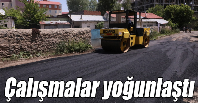 Kars Belediyesi asfalt ve yama çalışmalarına yoğunlaştı