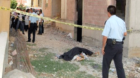 Kars'ta İnşaattan Düşen İşçi Hayatını Kaybetti