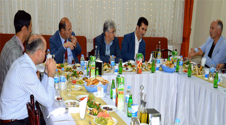 Kars'ta Tepe'ye Sultanlar'dan İftar!