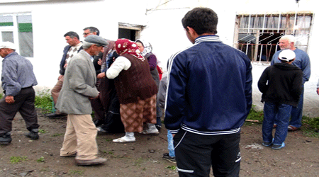 Yıldırım Kars’ta Can Aldı!