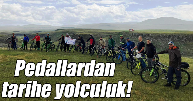 Pedal çevirerek 8 bin yıl öncesinde yolculuk yaptılar