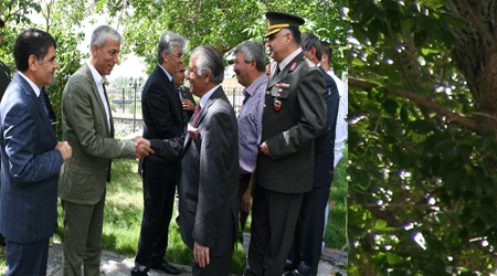 Kars Protokolü Yeni Konakta Bayramlaştı!