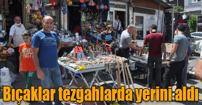 Kars’ta bıçaklar tezgahlarda yerini aldı