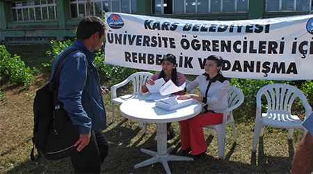 Kars Belediyesi'nden Öğrencilere Danışmanlık Hizmeti!