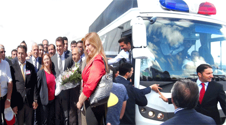 Sarıgül Kars'ta Coşkuyla Karşılandı!