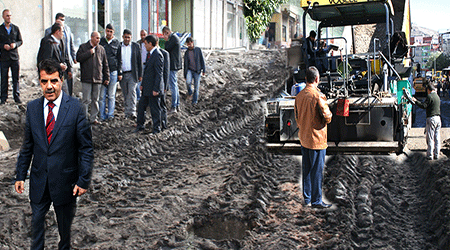 Kars'ta Yol Çalışmaları Aralıksız Sürüyor!