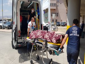 Arazide yaralanan kişi ambulans helikopterle alınamayınca askeri helikopter sevk edildi
