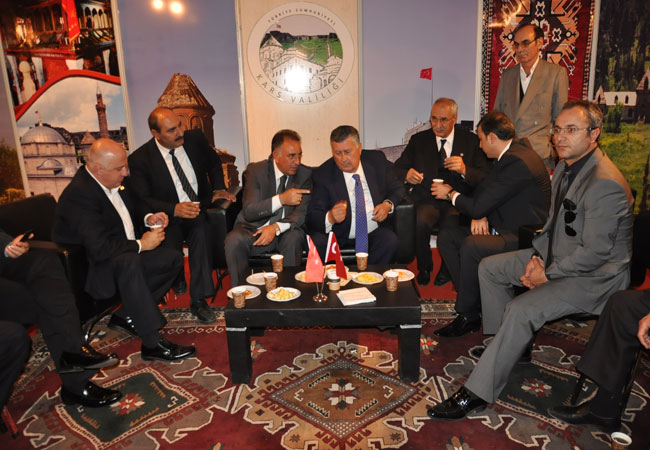 Adnan Keskin, Osman Saday ile Birlikte Tanıtım Günlerinde