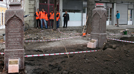 Kars'ta Bulunan Anıt Mezarda İnceleme!