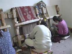 Halı dokumacıları destek bekliyor