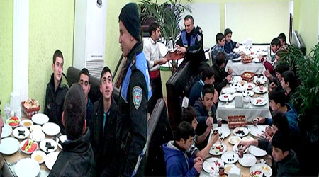 TDP Kars'ta Öğrencilerle Kahvaltıda!