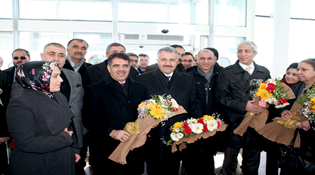 Karslılardan Sevgi Seli!