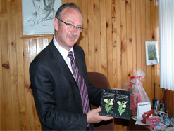 BİTKİLERİ KİTAPLAŞTIRILDI