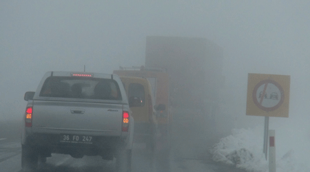 Kars’ta Sis, Beraberinde Kaza Getirdi!