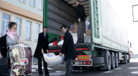 Kars’tan Suriye’ye Yardım Tırı