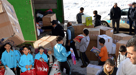 Kars’ta Öğrencilerden Suriye’ye Yardım
