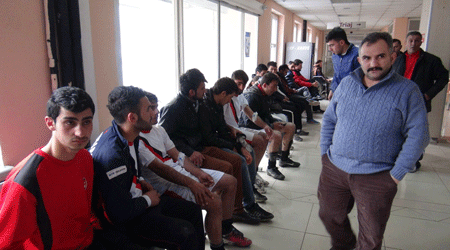 Kars'ta Amatör Lig Maçı Kanlı Bitti: 11 yaralı