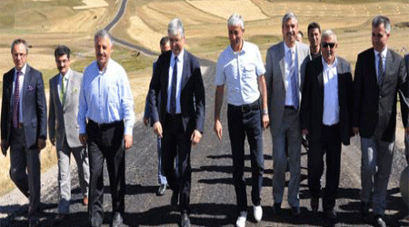 Köy Yollarına Sıcak Asfalt Atılacak...